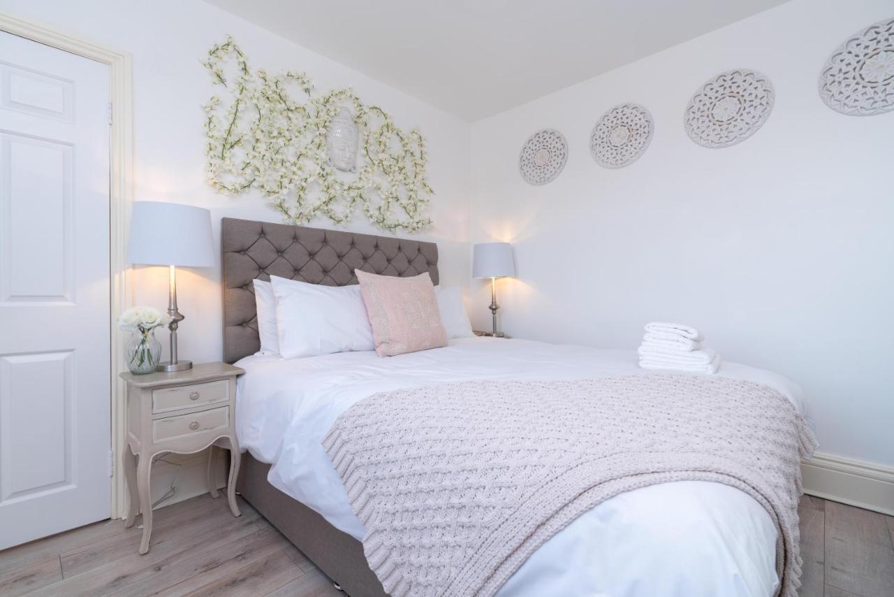 Gloucester Place Townhouse With Hot Tub! Cheltenham Extérieur photo